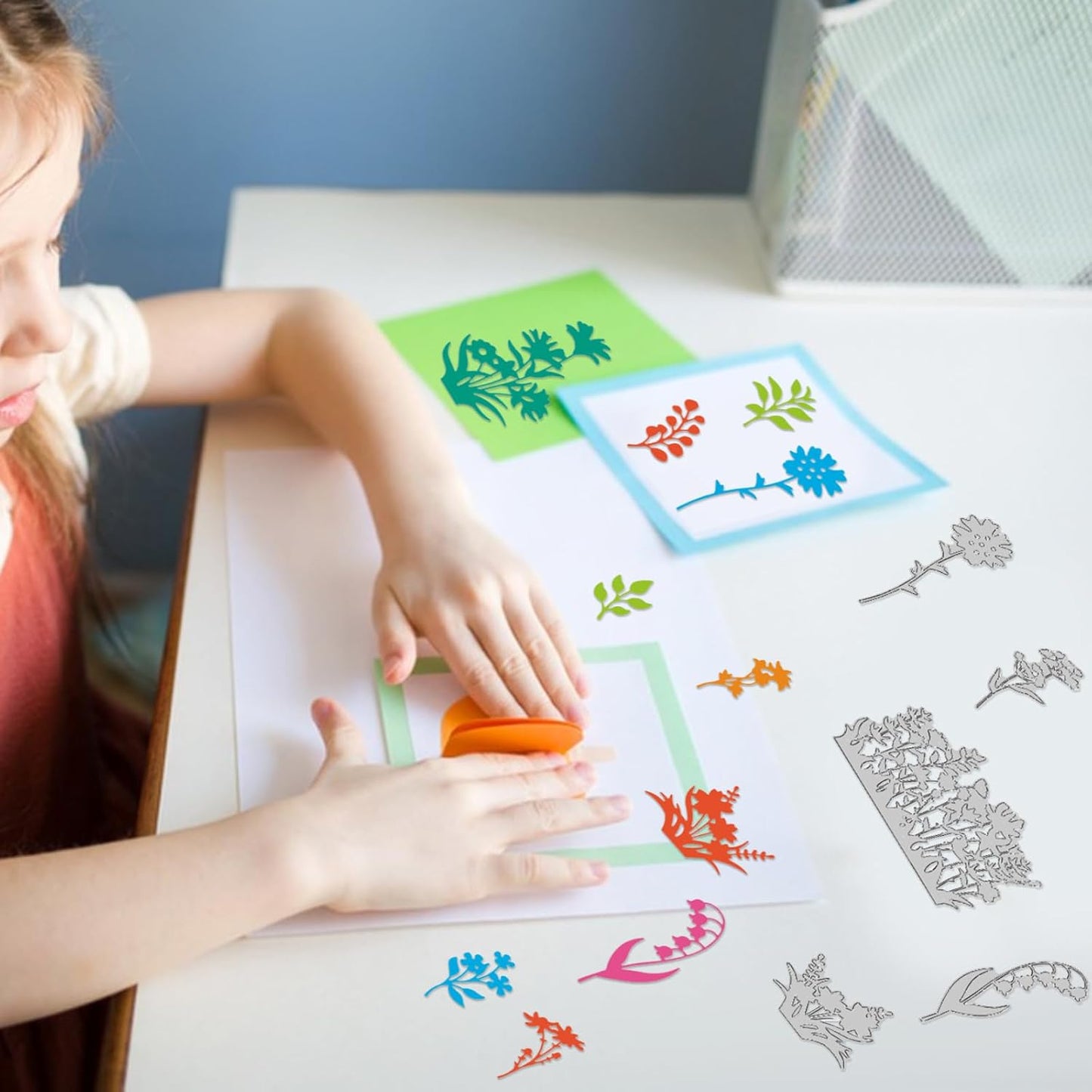 31PCS Flower Metal Die Cuts Wildflower Metal Cutting Dies Flower Leaf Shape Embossing Scrapbooking Cuts Stencil Leaves Embossing Paper Dies for Card Making Album Decorative