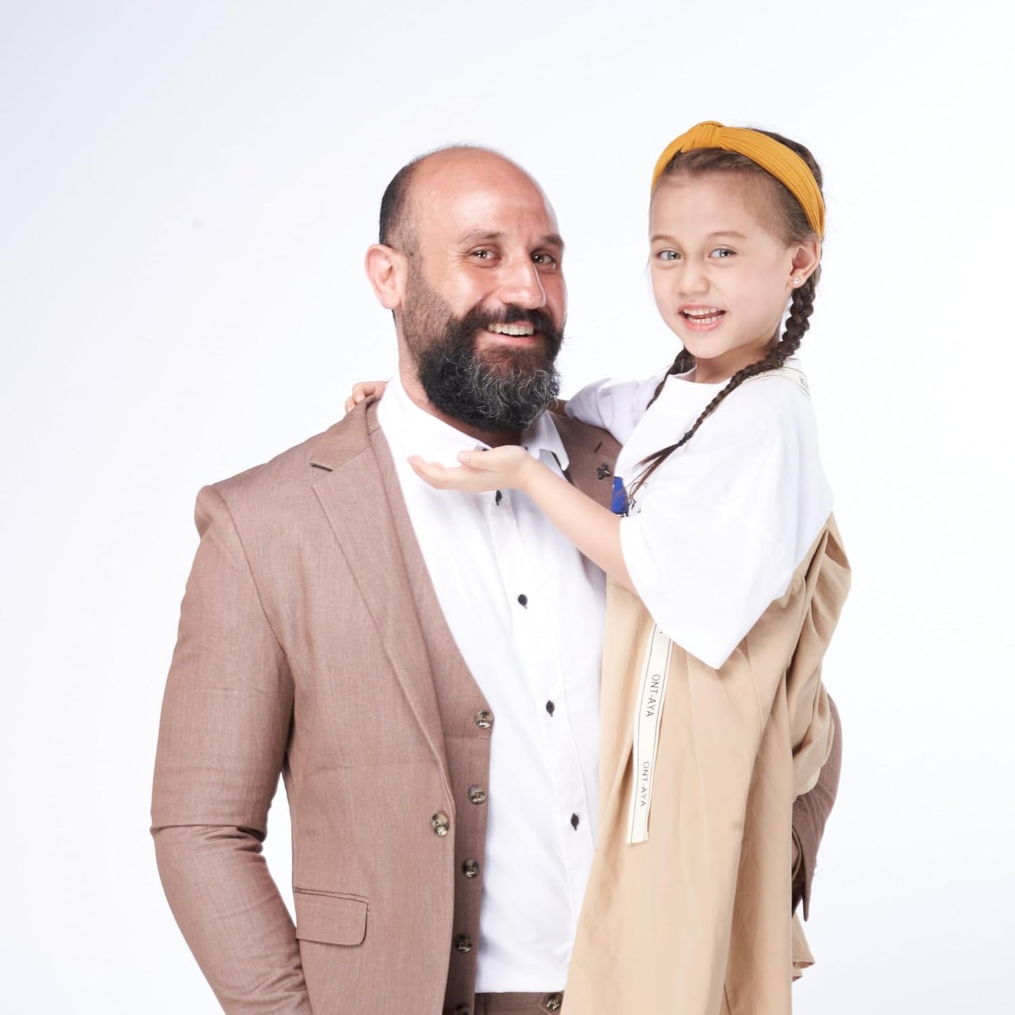 Seamless Photography Background Paper Roll, Blue Photo Paper Backdrop for Photography, Video and Streaming (Bright White, 53" x16')