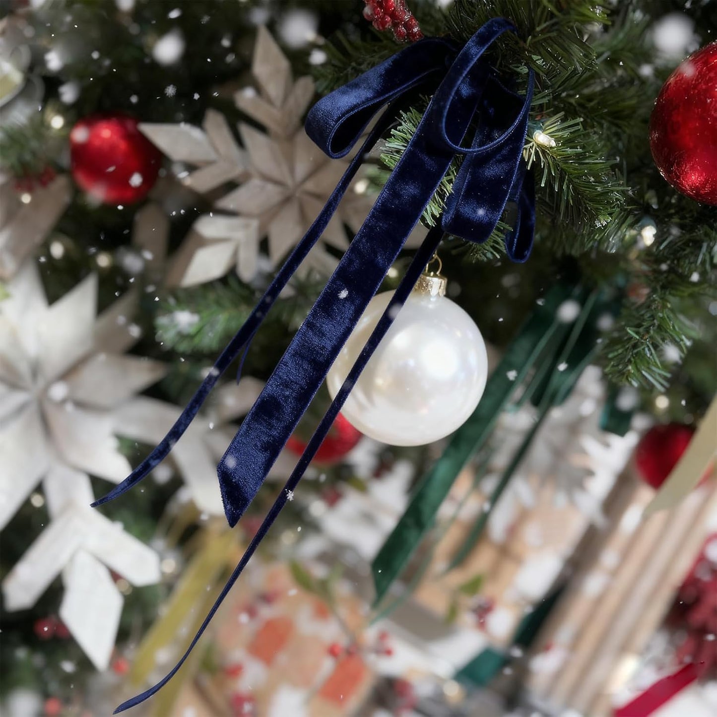 LaRibbons Thin Velvet Ribbon 1 Inch x 25 Yards, Navy Velvet Ribbon for Christmas Tree, Gift Wrapping, Wreath Bow, Outdoor Decoration