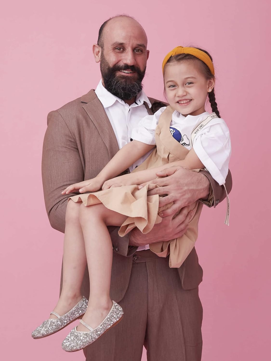 Seamless Photography Background Paper Roll, Pink Photo Paper Backdrop for Photography, Video and Streaming (82''x16' Carnation Pink)