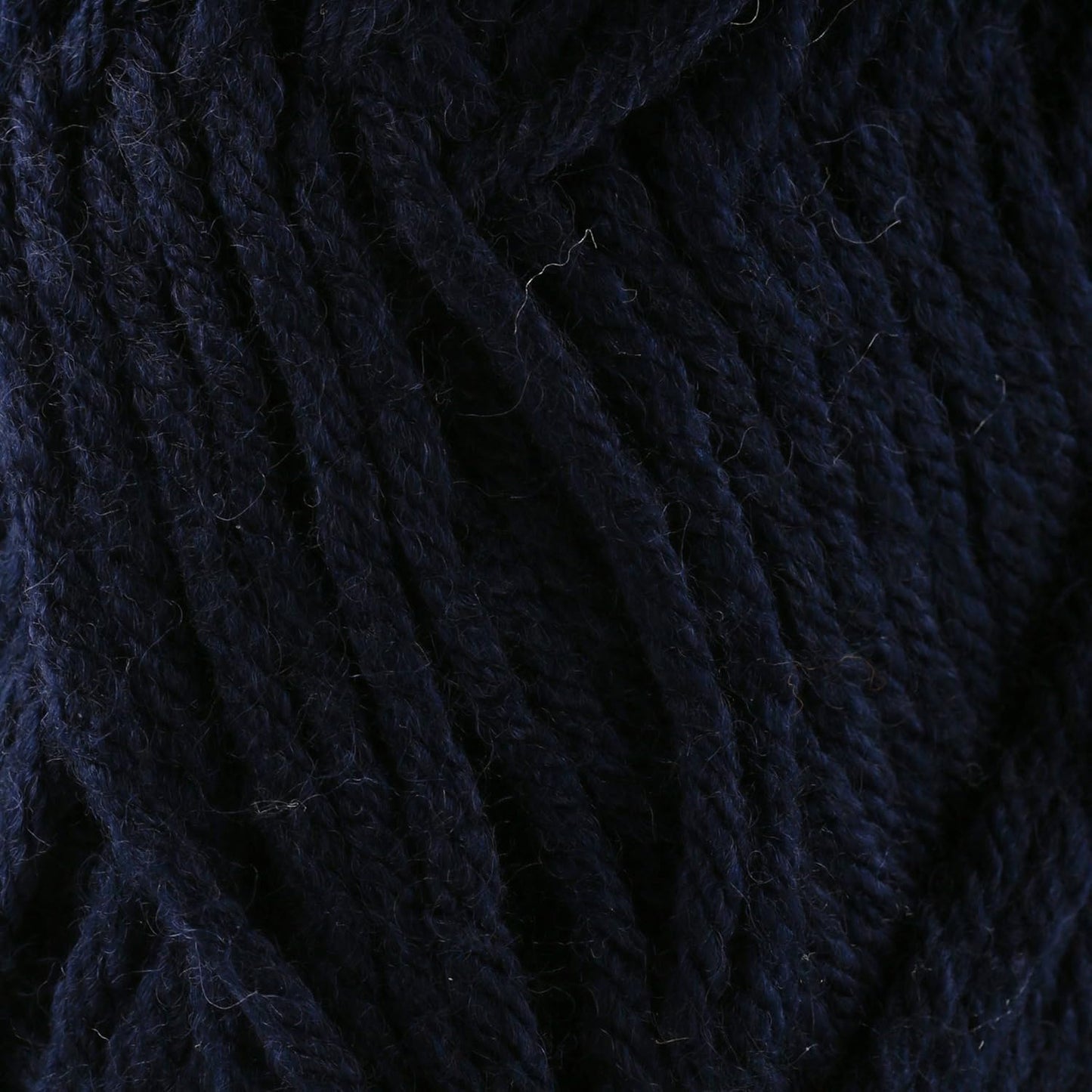 Sensy Roving Yarn, 3.5 oz, 132 Yards, Gauge 5 Bulky (Navy Blue)