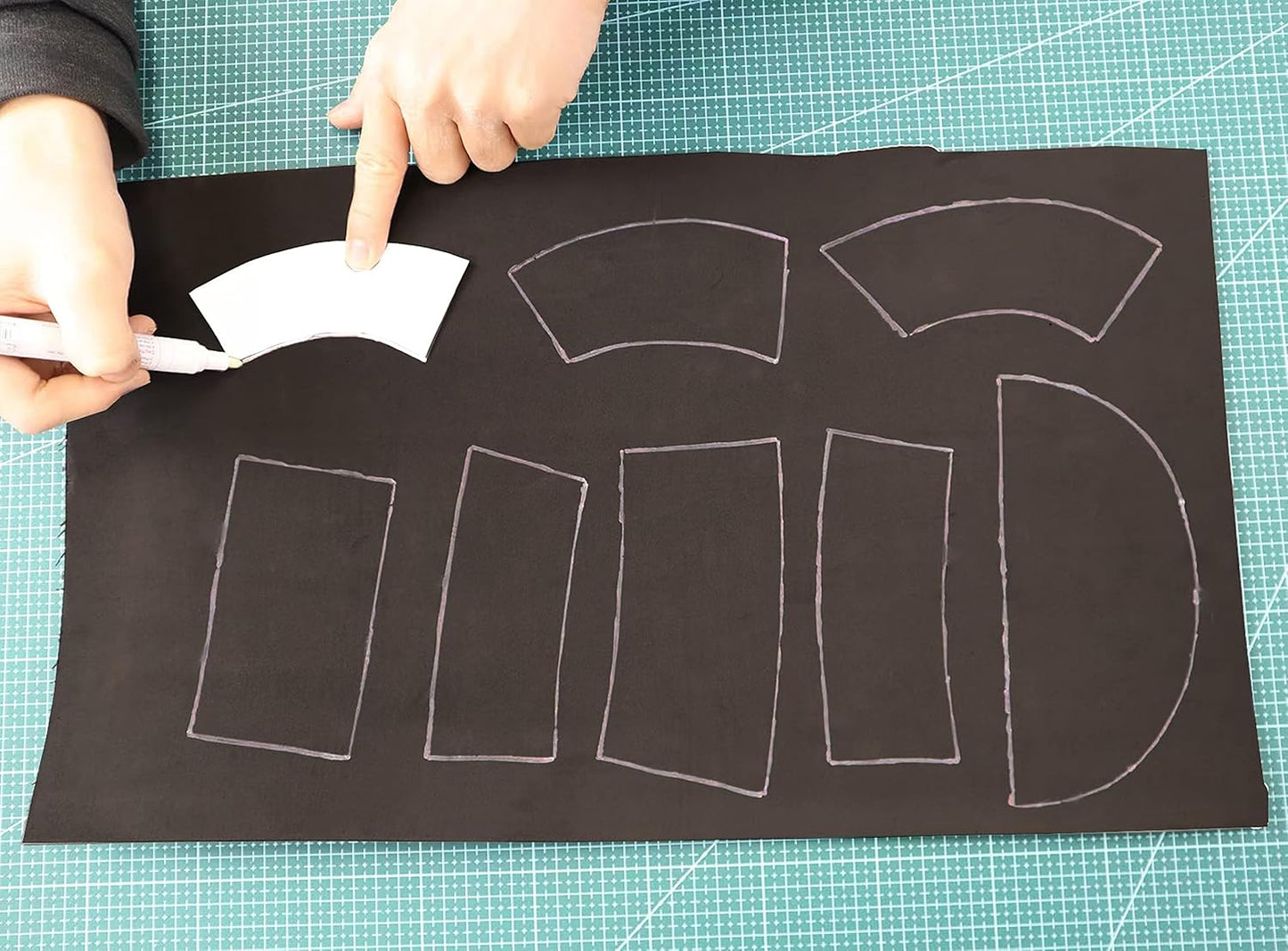 EVA Foam 2mm-10mm 13.7"×39" Craft Foam Sheet 74 kg/m³ Cosplay Foam for Craft Model Cosplay 4mm