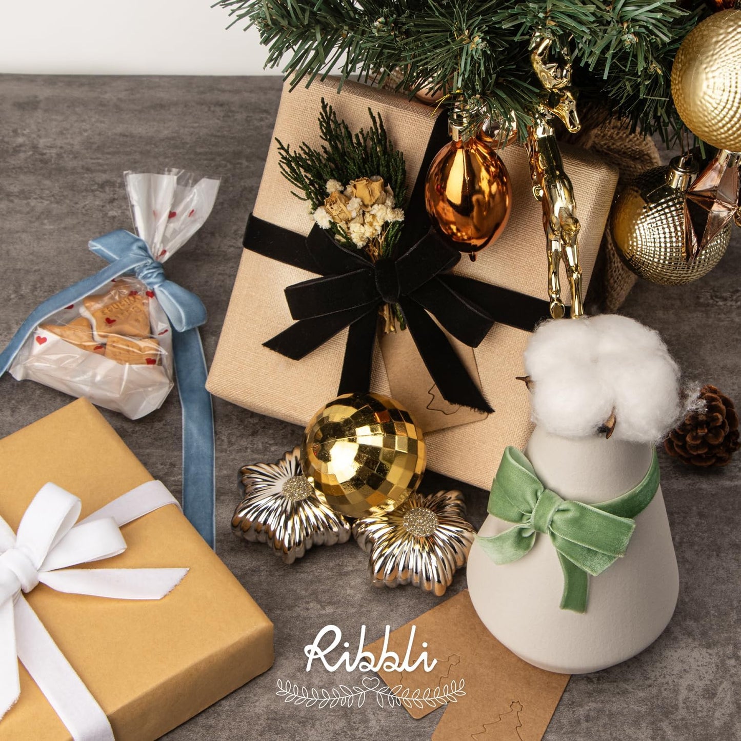 Ribbli Polyester Black Velvet Ribbon,5/8 Inches Continuous10-Yard Spool,Christmas Ribbon for Gift Wrapping,Floral Bouquets, Home Decor